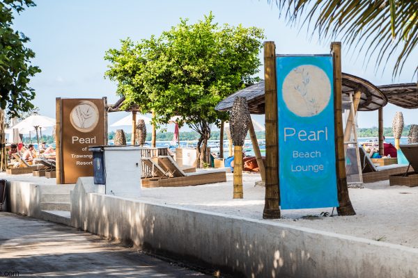 Pearl Beach Lounge